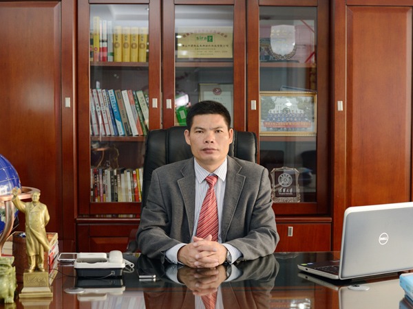 pokerking官网董事长-黄日荣